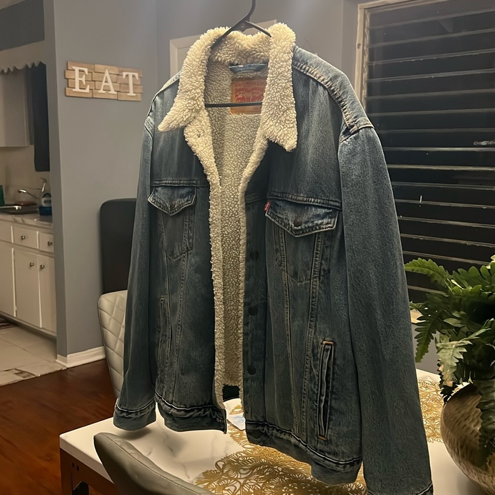 Blue denim jean jacket with fur!